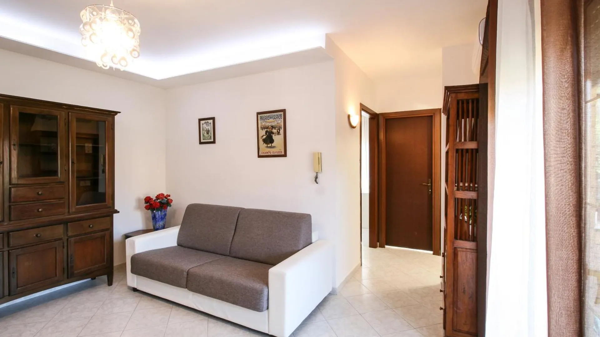 Premier Suite Parkview - One-Bedroom - Fiumicino Airport - Self Check-In 0*,  Italy